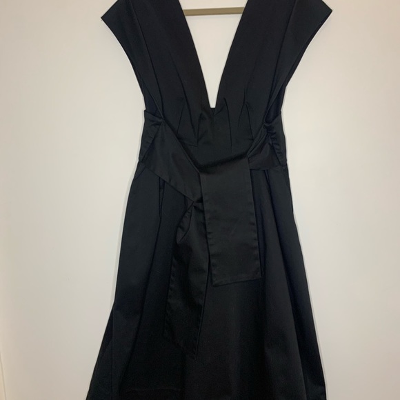 Carla Zampatti dress in cool black - Picture 5 of 9
